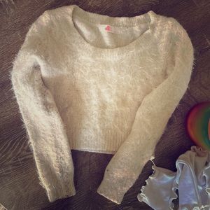 American Apparel white fuzzy crop top